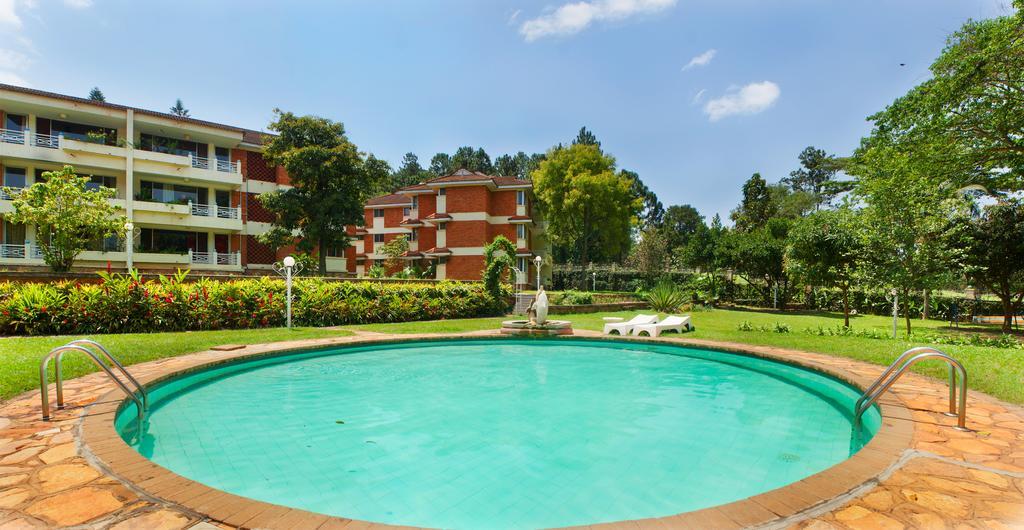 Golf Course Apartments Kampala Esterno foto